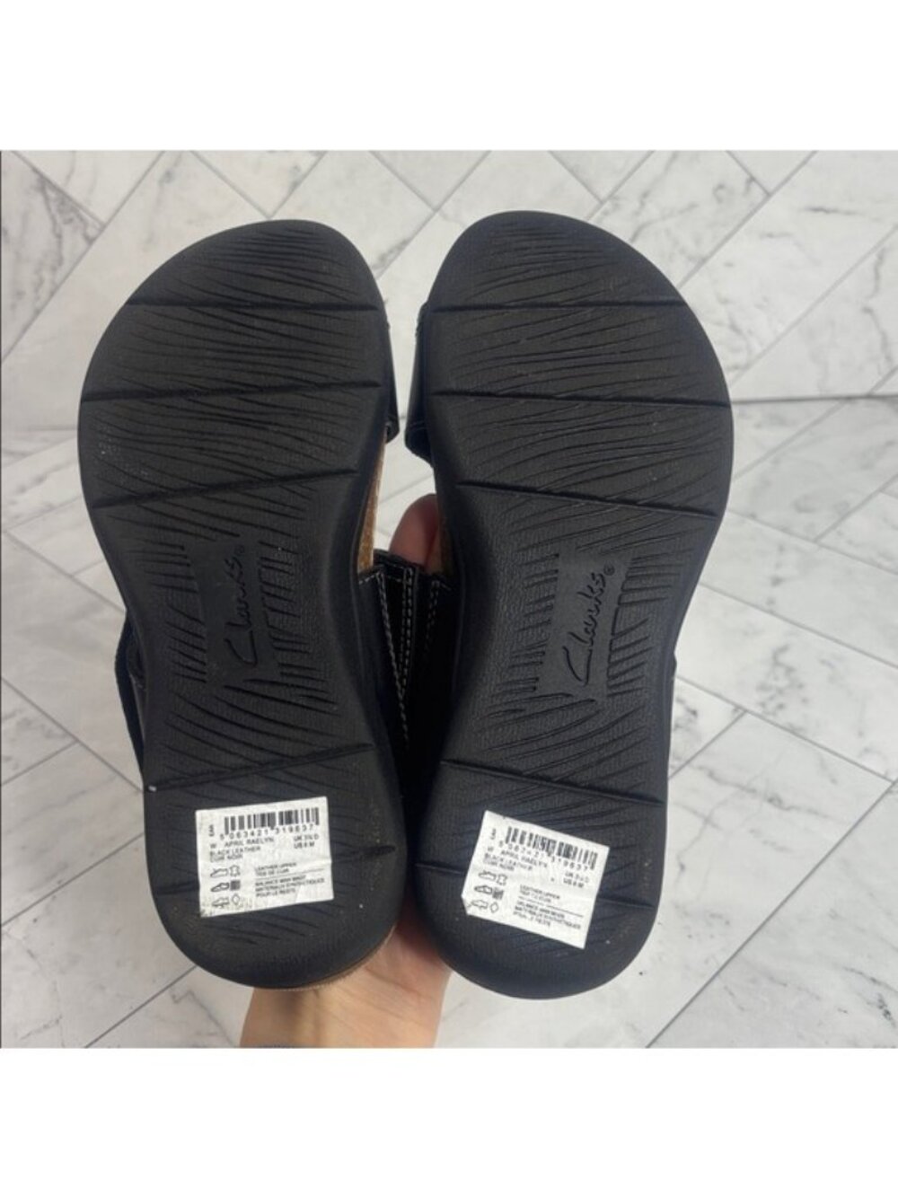 NWT Clarks Womens April Raelyn Black Leather Slide Sandals Size 6M - Picture 6 of 11